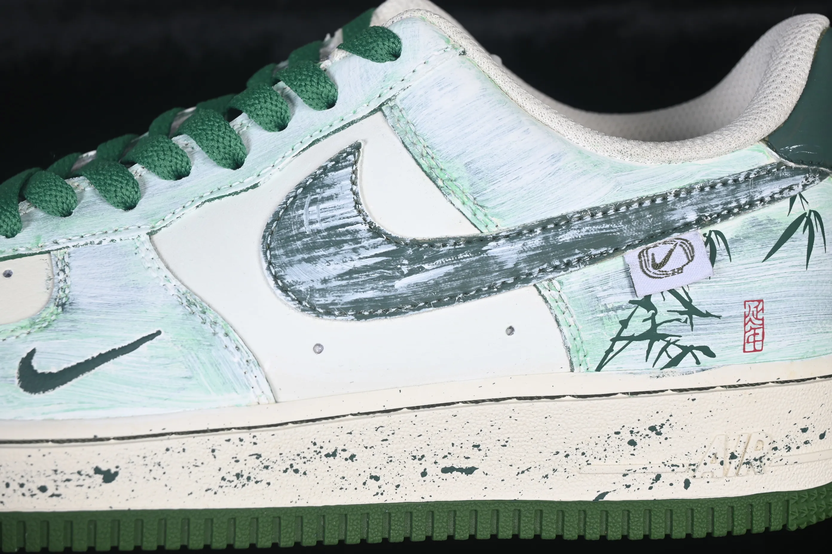 All categories Nk Air Force 1 Air Force series Nk Air Force 1 Low Air Force low-top Nike Air Force 1'07 Low "Bamboo In Ink Wash" Hand-painted graffiti Green bamboo ink rhyme Air Force 1 low-top casual sneakers FB1839-123
